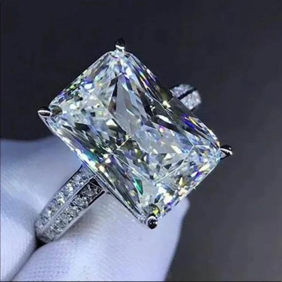 NEW 925 STERLING SILVER HALO RING, CUTE RING, SHINY RING. - Picture 2 of 4